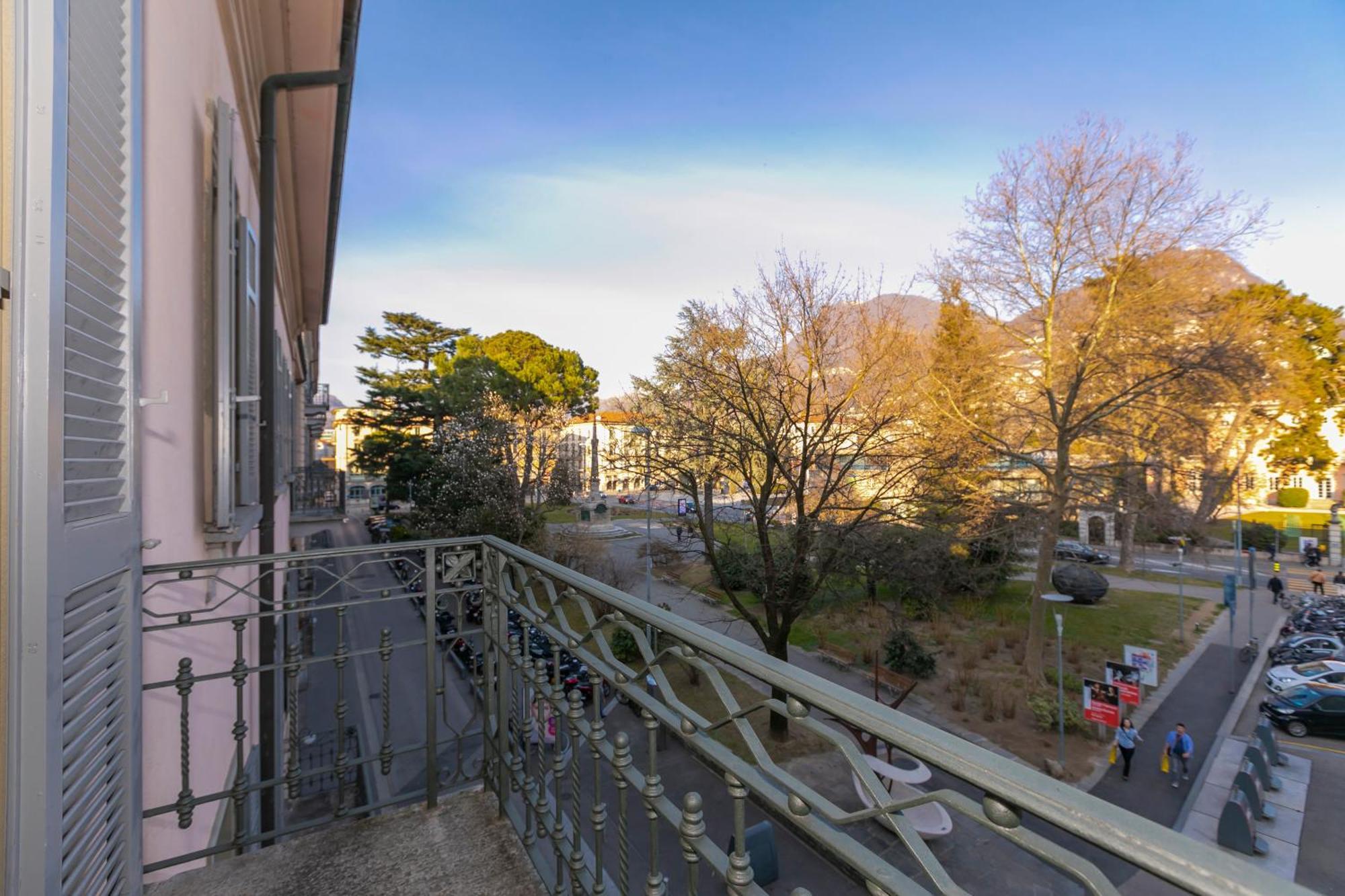 Star Of Lugano - Happy Rentals Екстериор снимка