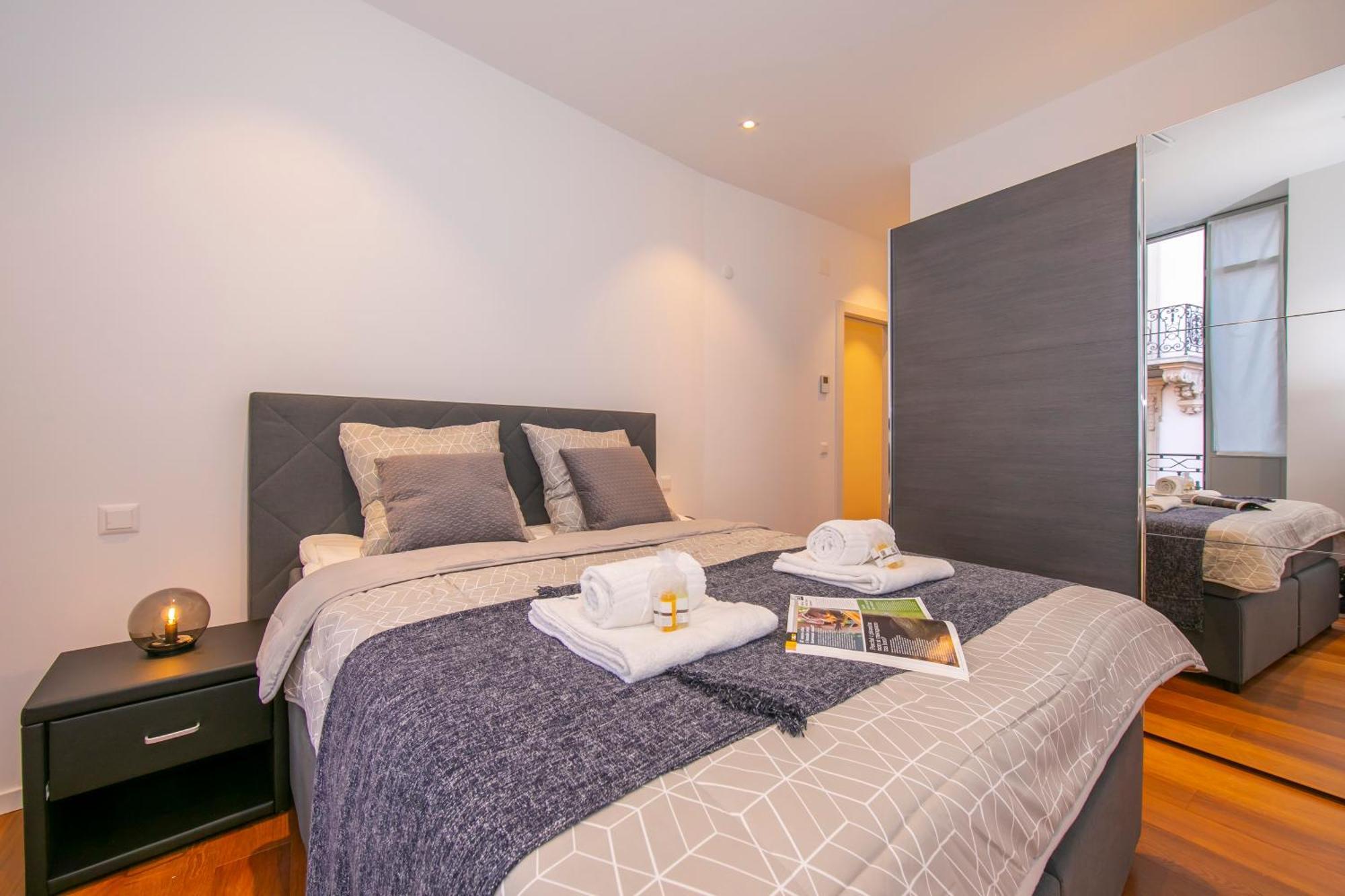 Star Of Lugano - Happy Rentals Екстериор снимка